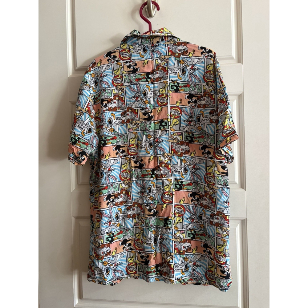 Looney Tunes “What’s Up Doc?” Comic Strip Button-Down Shirt - Men’s Size S - Picture 3 of 8